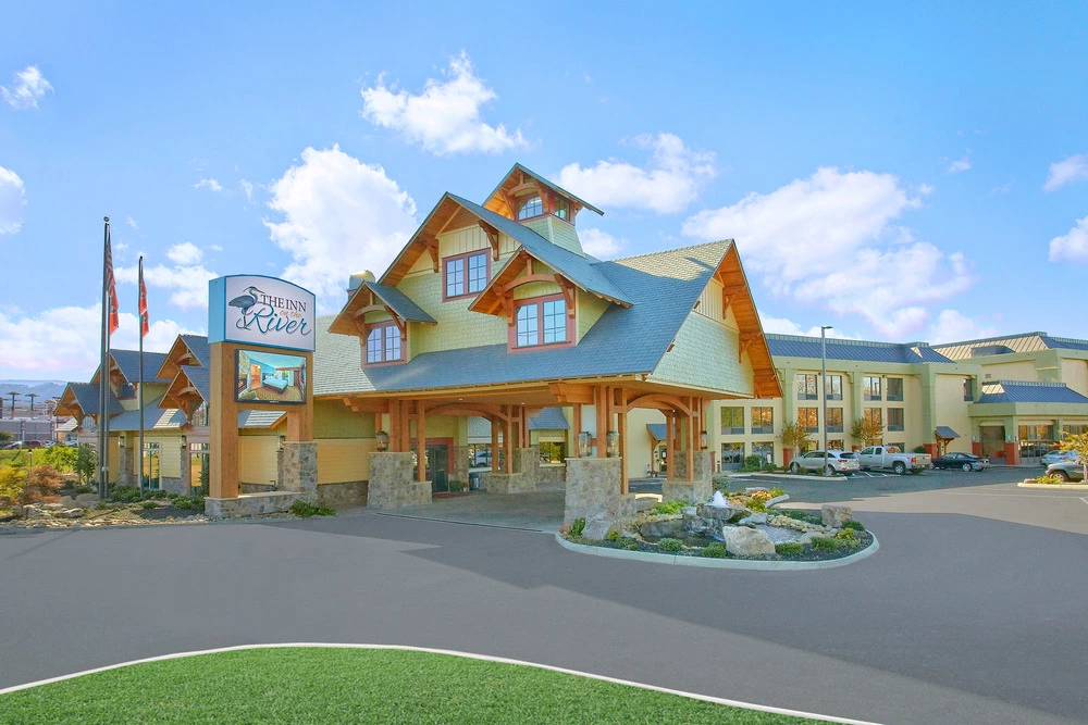 The Inn on the River hotel in Pigeon Forge TN