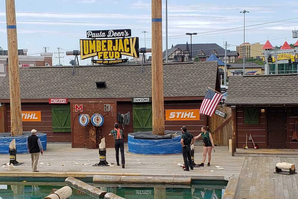 Axe Throwing at Paula Deen's Lumberjack Feud Supper show