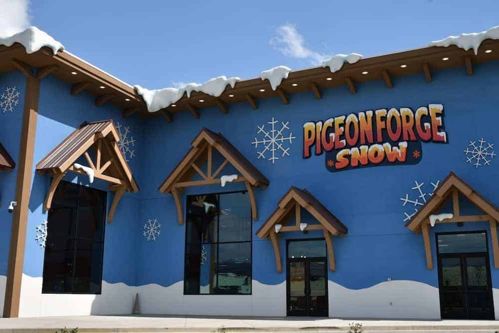 The outside of the Pigeon Forge Snow building.