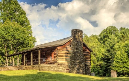 log cabin in the smoky mountains