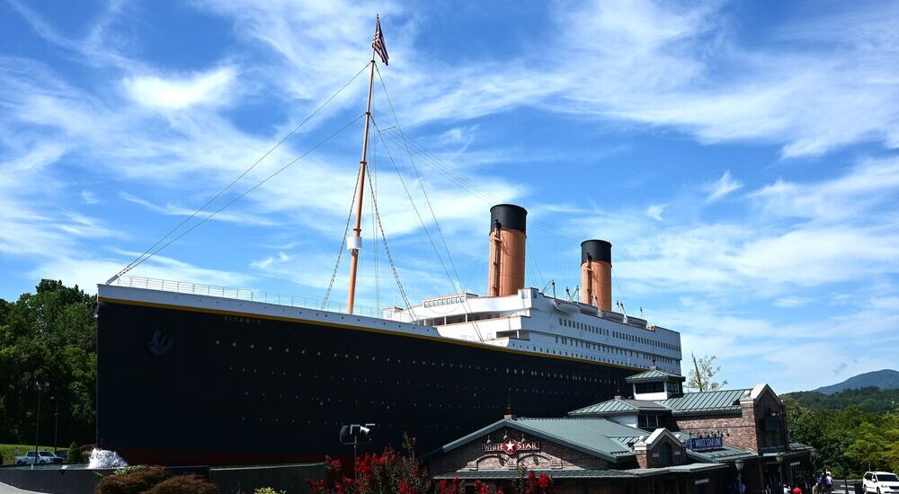 view of the titanic in pigeon forge