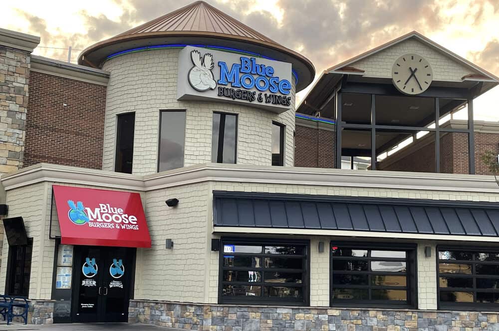 Blue Moose Burgers & Wings restaurant in Pigeon Forge