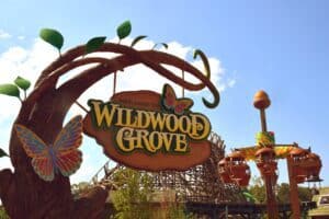 Wildwood Grove sign at Dollywood
