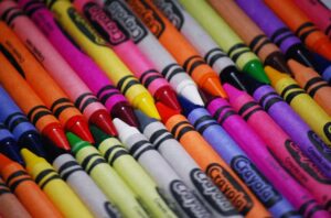 assorted Crayola crayons